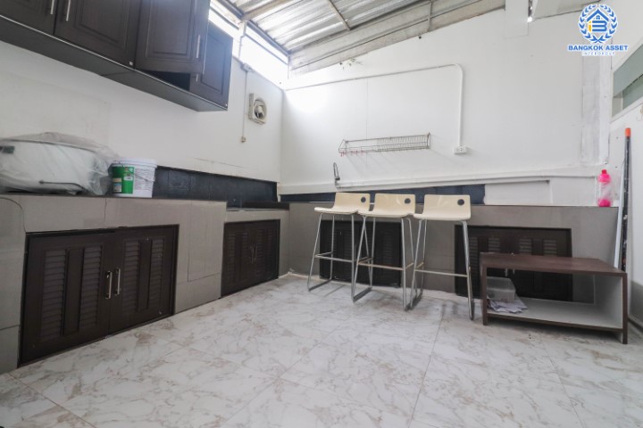 *****บ้านแฝดมือสองย่านนนทบุรี ม.สวัสดีการ์เด้นวิลล์ บางใหญ่-กาญจนาภิเษก บนเนื้อที่ 39.5 ตร.ว. ฟังก์ชัน 3 ห้องนอน 2 ห้องน้ำ 2 ที่จอดรถ แถมฟรี! 3 เครื่องปรับอากาศ บรรยากาศเงียบสงบ ทำเลดีมาก ใกล้ตลาด, ทางด่วน "ศรีรัช" และรถไฟฟ้าสายสีม่วง "สถานีตลาดบางใหญ่"